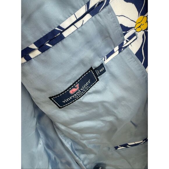 Vineyard Vines men’s Kentucky derby floral blazer 46R - Picture 5 of 7